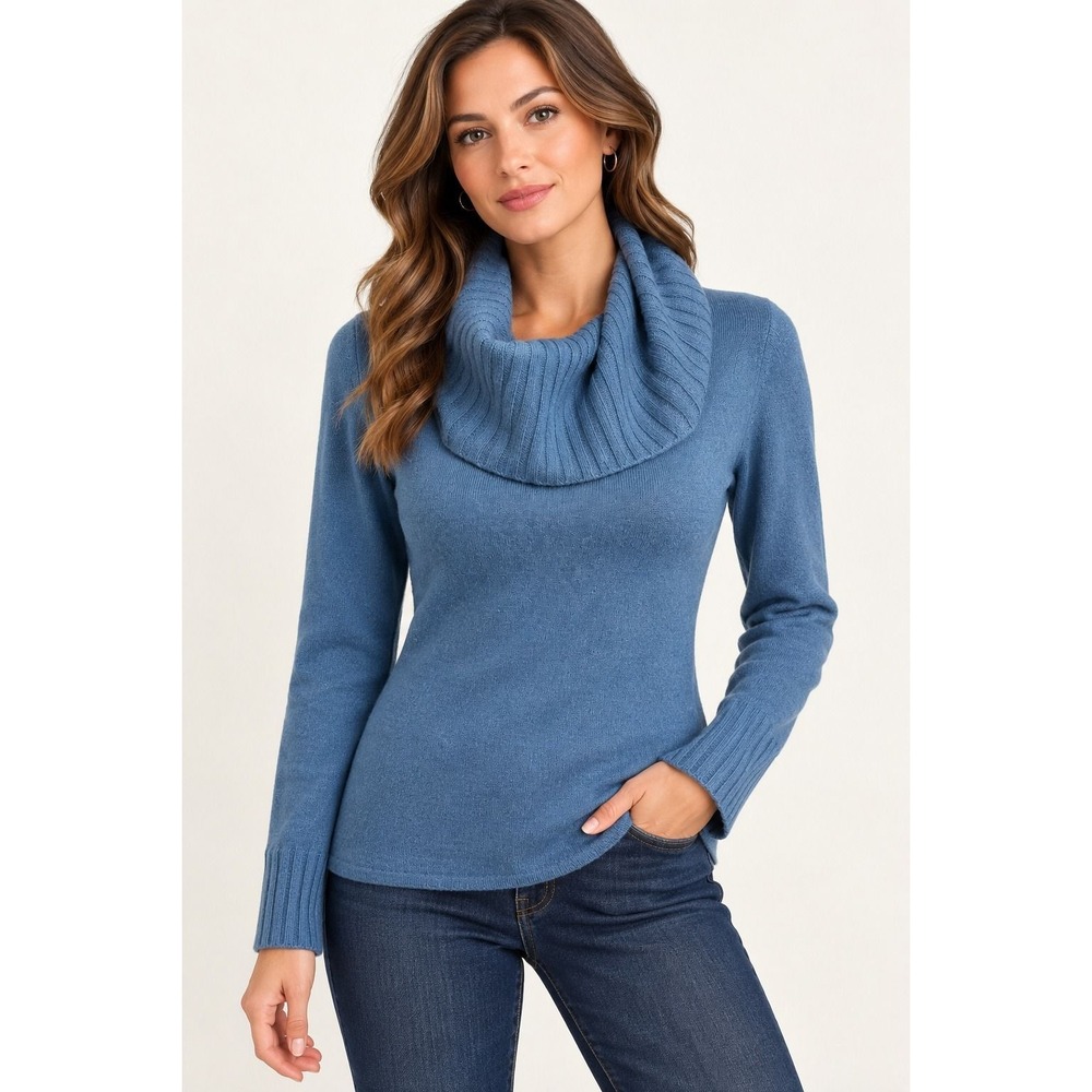 Mainbocher 100% Cashmere Sweater, Medium — Excellent Condition